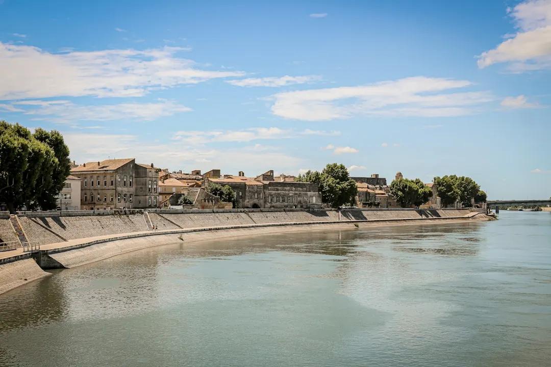 Arles